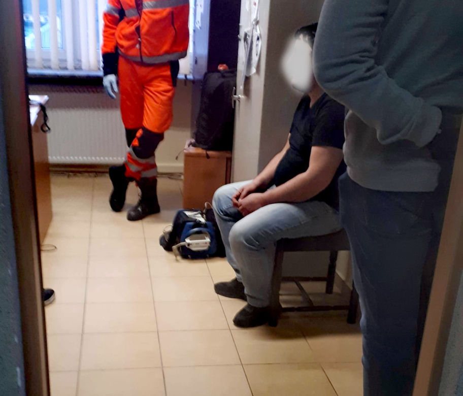 Białystok. Metoda "NA KOLEC". Kobieta wysiadła z Jaguara i zaczęła krzyczeć