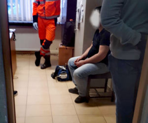 Białystok. Metoda NA KOLEC. Kobieta wysiadła z Jaguara i zaczęła krzyczeć