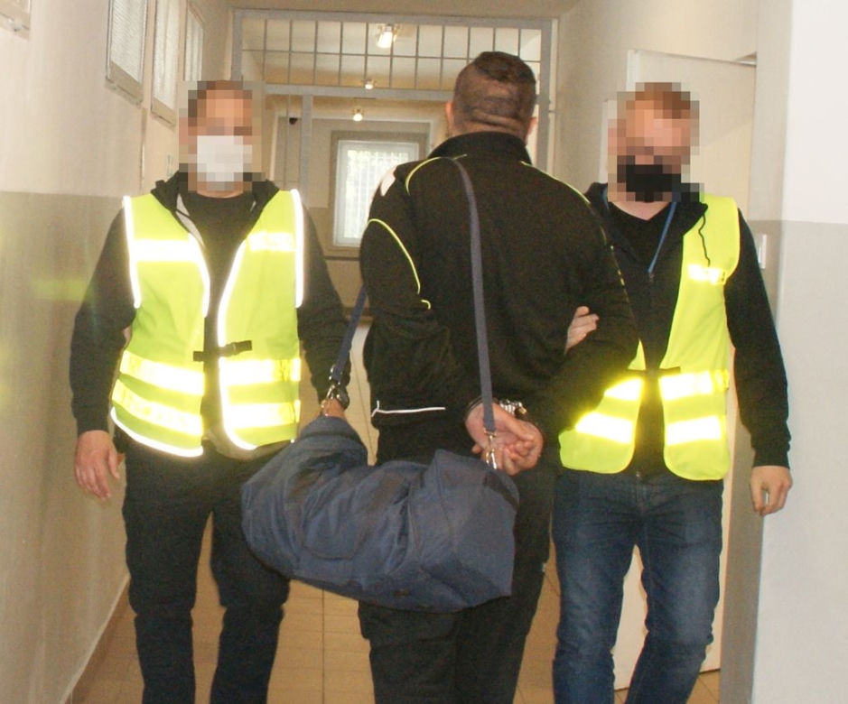 Kradł butle na potęgę. Włamywacz z Zamościa trafił już do aresztu