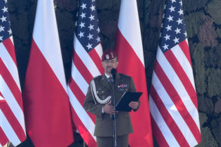 Michael Ollis patronem Centrum Kultury w Olesznie. Ocalił życie Polakowi. Na uroczystości był prezydent Nawrocki