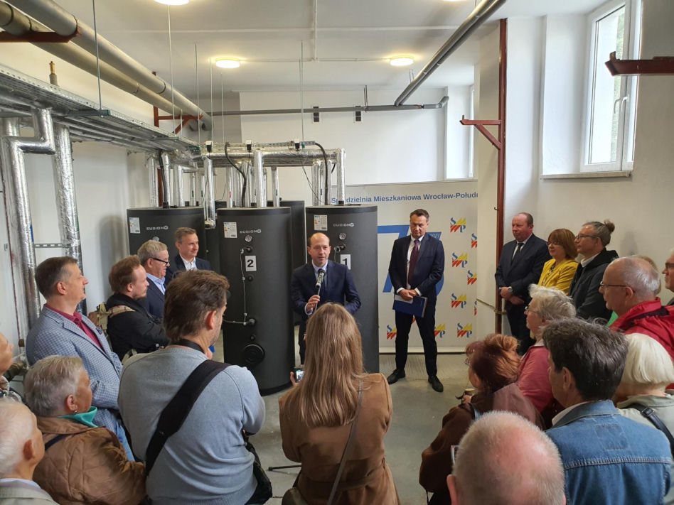 Pierwsza w Polsce hybrydowa instalacja OZE w bloku mieszkalnym