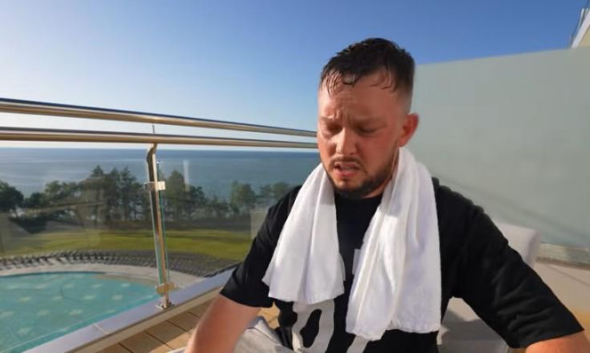Książulo sprawdził  apartament w Hotelu Gołębiewski. Szybko uciekł
