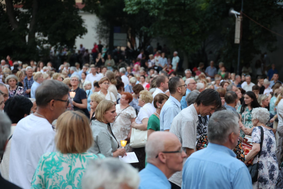 76. rocznica Cudu Lubelskiego. Procesja różańcowa w centrum Lublina