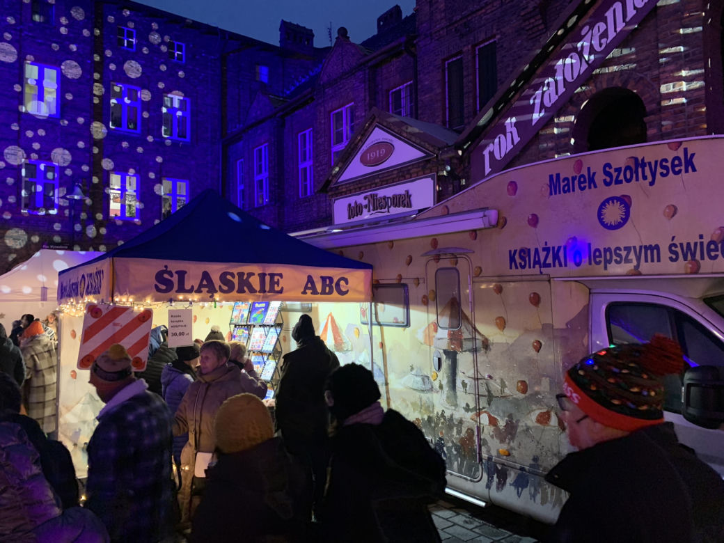 Jarmark na Nikiszu 2022. Najpiękniej jest po zmroku