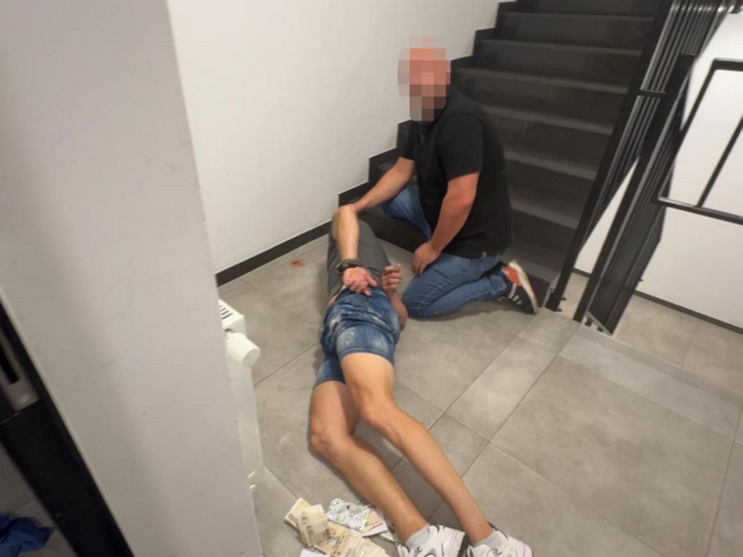 Popalił restaurację w Ząbkach, wszystko się nagrało. Policja zatrzymała podejrzanego!