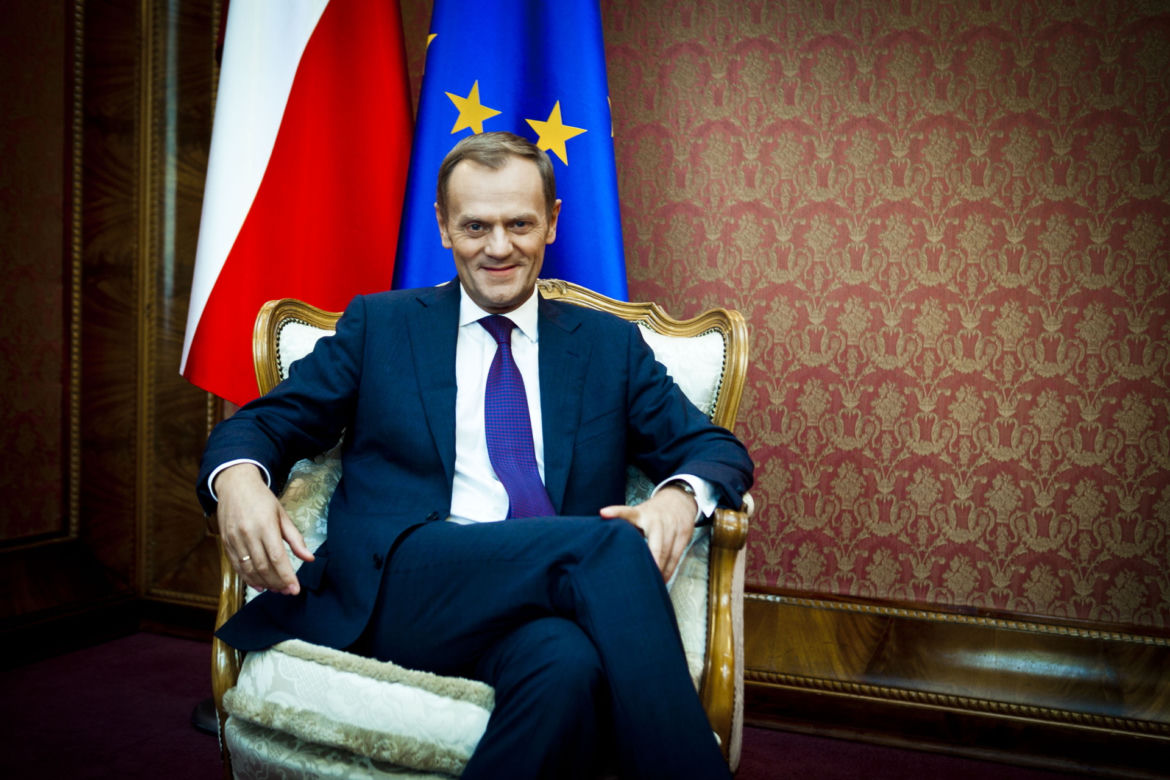 Tak polityka zmieniła Donalda Tuska. Wszystko widać na jego twarzy i głowie!