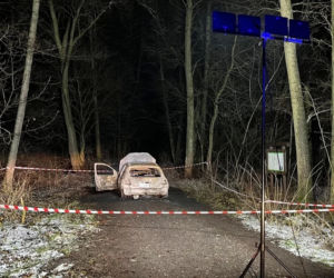 Makabra pod Mordami. Spalił się w aucie, bo zapalił papierosa