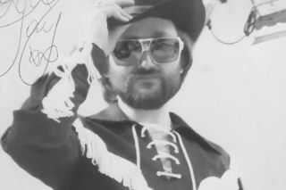 Tony Thorpe nie żyje. Był członkiem zespołu The Rubettes od hitu Sugar Baby Love