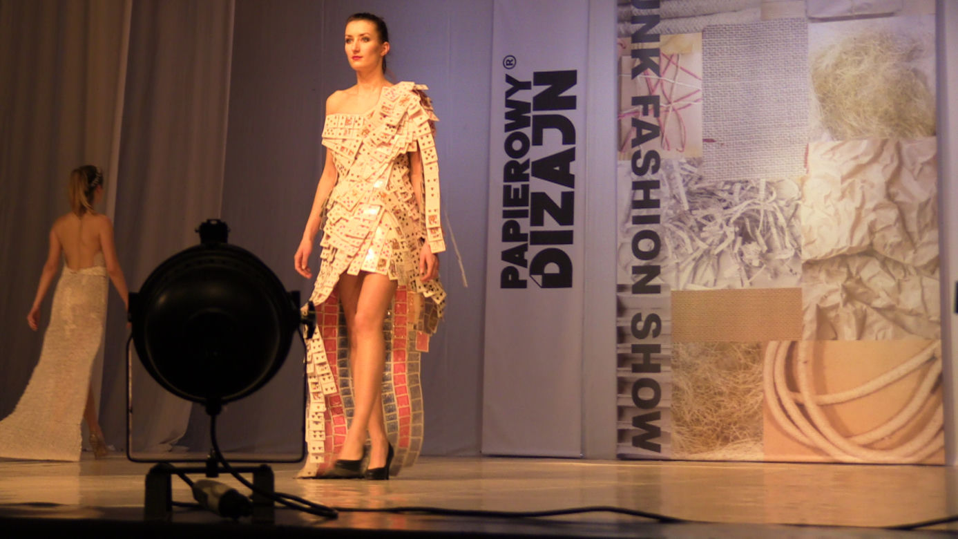Junk Fashion Show 2016