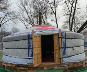 Kraków: Rozpalona koza w mongolskim namiocie