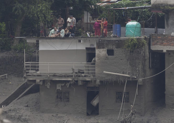 Katastrofa w Nepalu. Setki osób zaginęły, wśród nich zagraniczni turyści