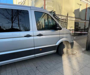 Bartosz G. przywieziony do Prokuratury Okręgowej w Płocku