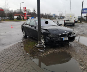 Wypadek na ul. Nowotoruńskiej w Bydgoszczy. Kobieta w ciąży trafiła do szpitala! [ZDJĘCIA]