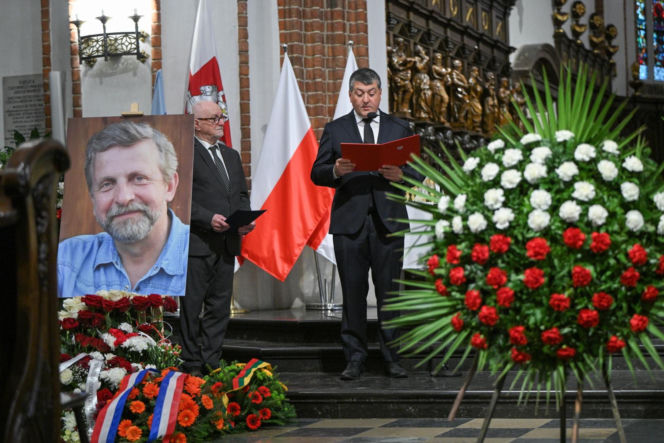 Alaksandr Milinkiewicz spoczął na warszawskich Powązkach