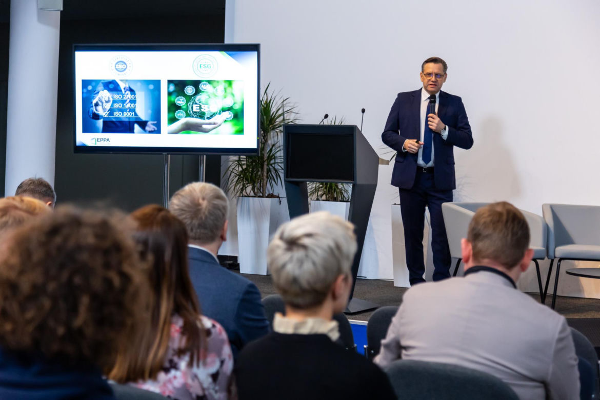 BUDMA 2024: Konferencja "Wpływ recyklingu na ślad węglowy produktu i świadectwa energetyczne budynków"