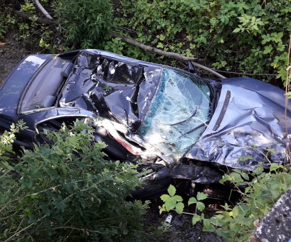 Potworny wypadek w Krużlowej Wyżnej. Nie żyje 21-latek