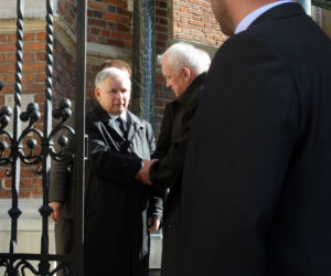 Jarosław Kaczyński odwiedził grób brata Lecha 