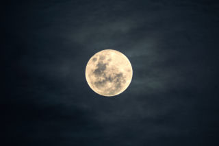 Superksiężyc 2019 rozświetli niebo! Kiedy i gdzie podziwiać go na Podkarpaciu? [SUPERMOON 2019]