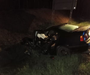 Tragedia w Małej Nieszawce pod Toruniem. Nie żyje 43-letni kierowca!