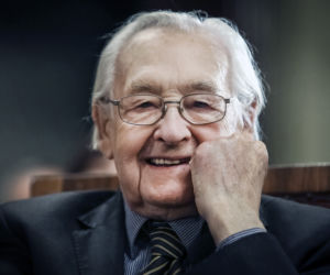 Znani leworęczni. Międzynarodowy Dzień Osób Leworęcznych 