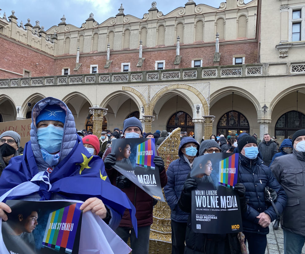 Demonstracja w Krakowie przeciwko Lex TVN
