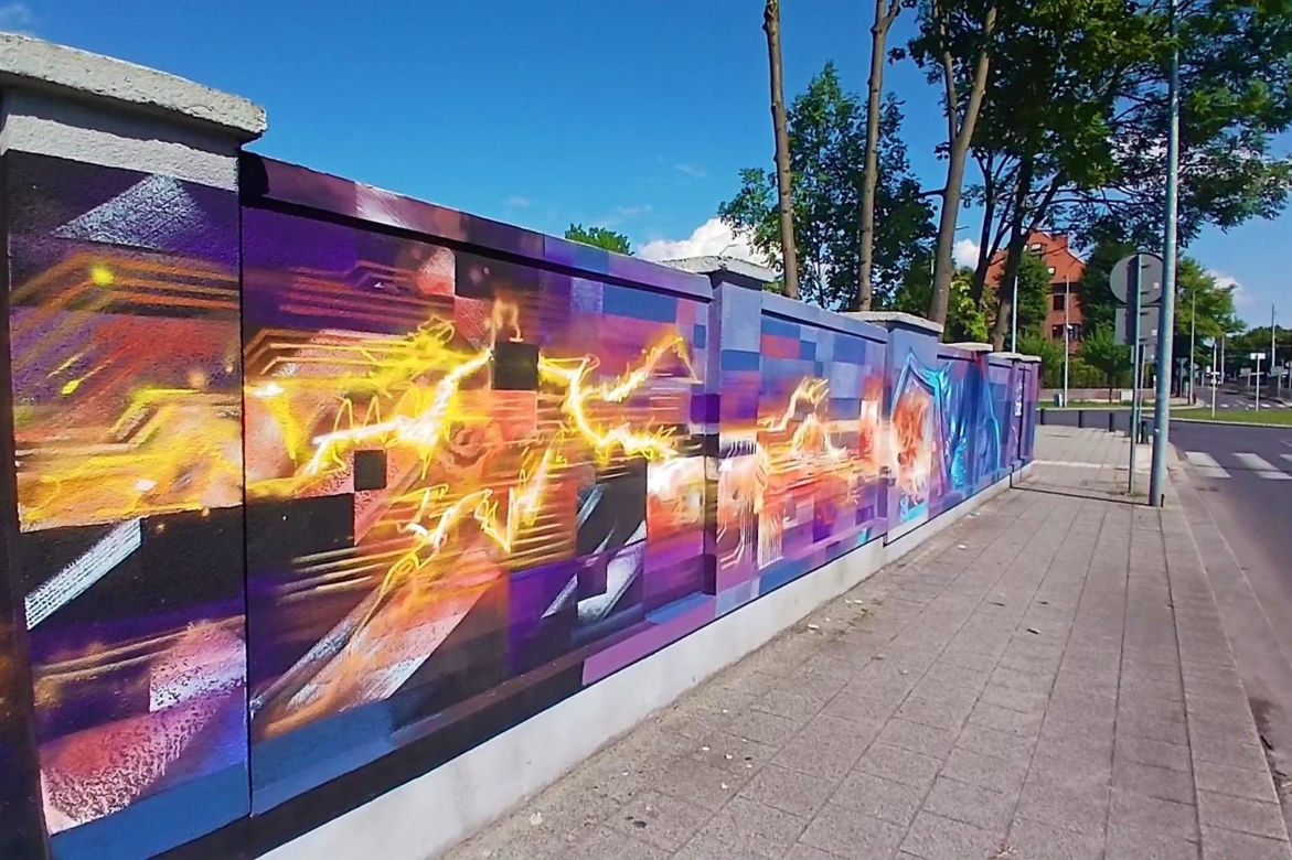 Nowy mural na Pogodnie