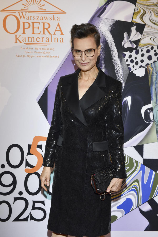 Danuta Stenka ze starszą córką na widowni "Tańca z gwiazdami". Podobna do słynnej mamy?