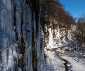Na Podkarpaciu znów pojawiły się lodospady. Są określane cudem natury