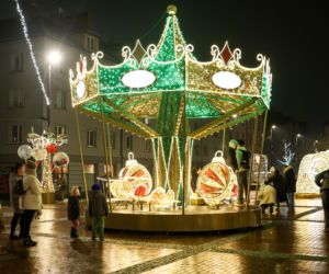 Ruszył świąteczny Jarmark w Bytomiu. Kultowy tramwaj i kaszanka wikinga