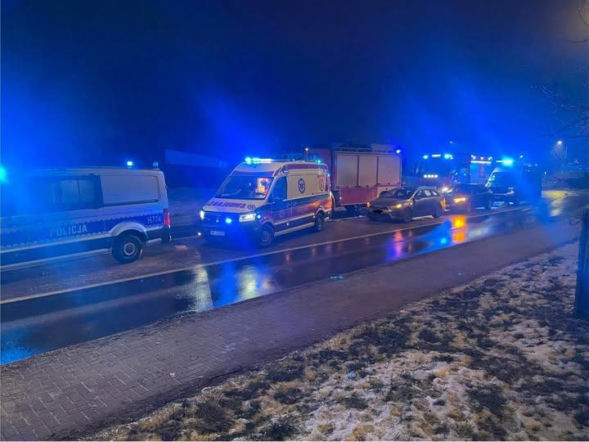 Wieczorna tragedia na torach w Płocku! Jedna osoba nie żyje