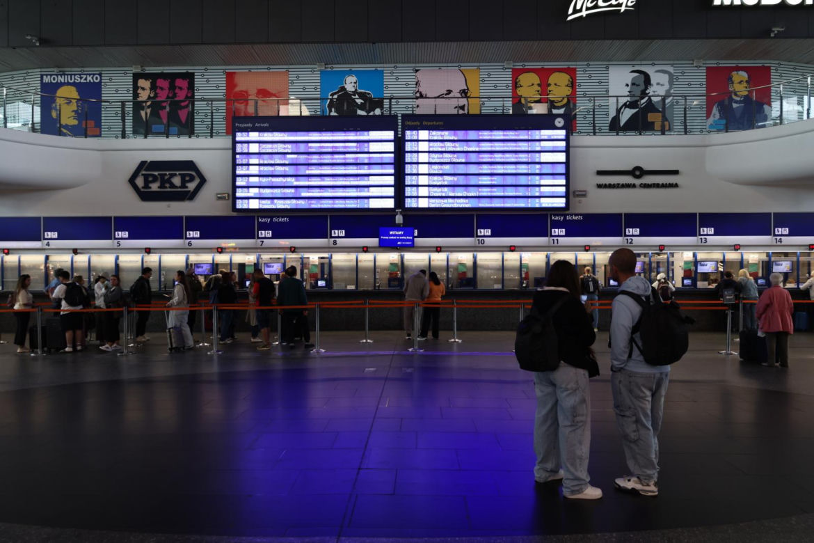 Protest maszynistów spowodował utrudnienia na kolei - Warszawa Centralna