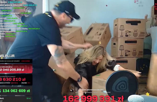 Kim jest youtuber/influencer Łatwogang?