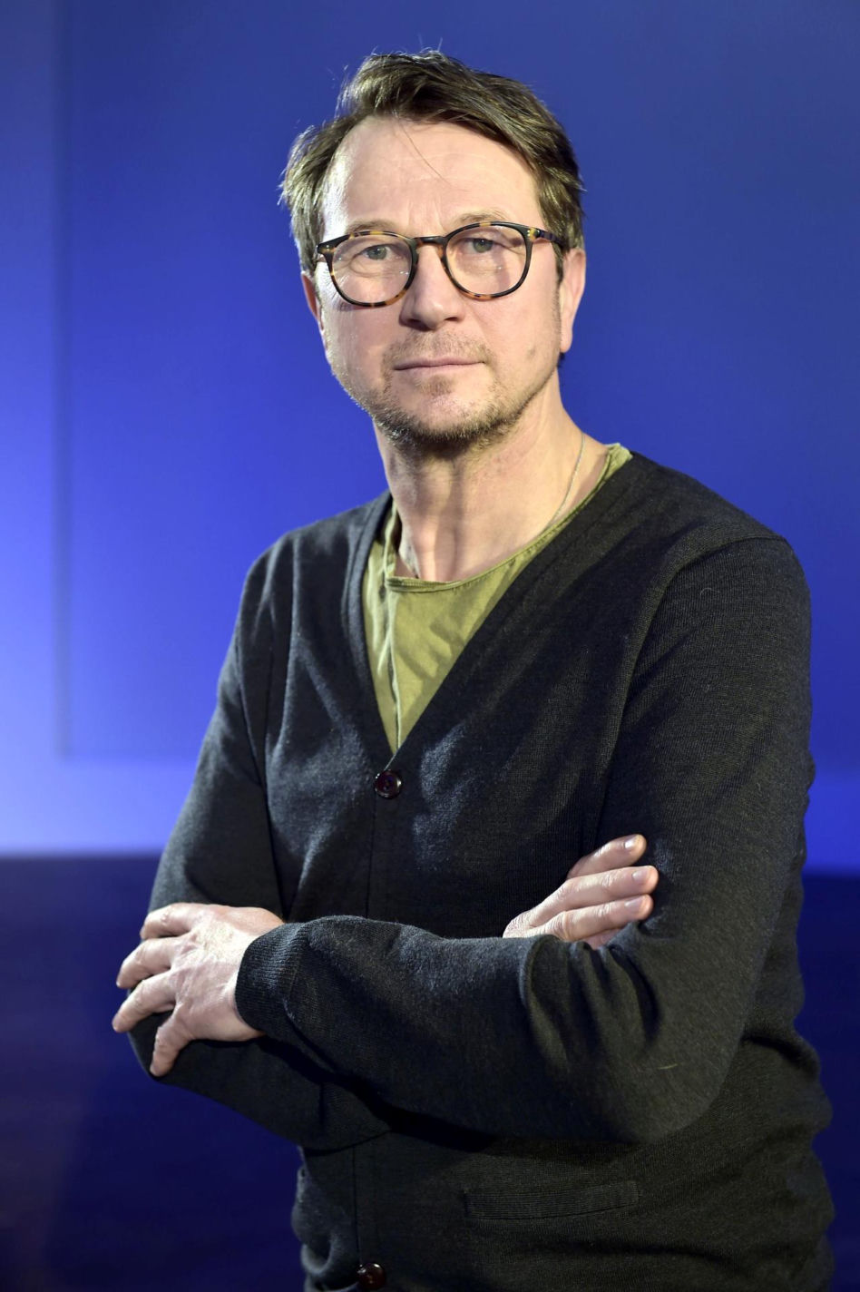Piotr Cyrwus kiedyś i dziś. Tak przez lata zmieniał się aktor znany z roli Ryśka w "Klanie"