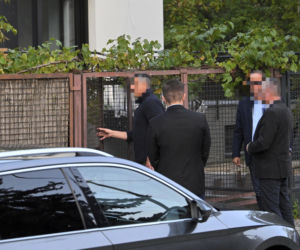 Jarosław Kaczyński w swoim domu na warszawskim Żoliborzu