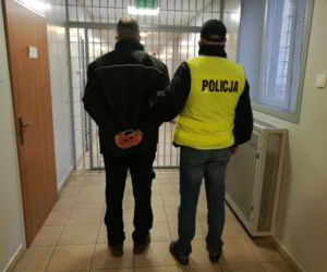 Sieradz: Chcieli wyrzucić w lesie KILKANAŚCIE ton ŚMIECI! 