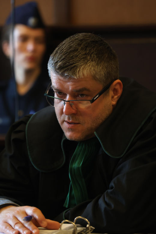 „Czekałem, aż umrze”. Cztery ciała przy Grzybowskiej w Warszawie. Świadkowie znikają przed rozprawą