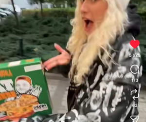 Helena Englert zjadła pizzę Książula