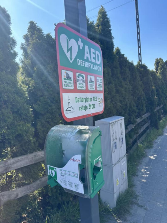 Akt wandalizmu w Przylepie. Zniszczony został defibrylator AED