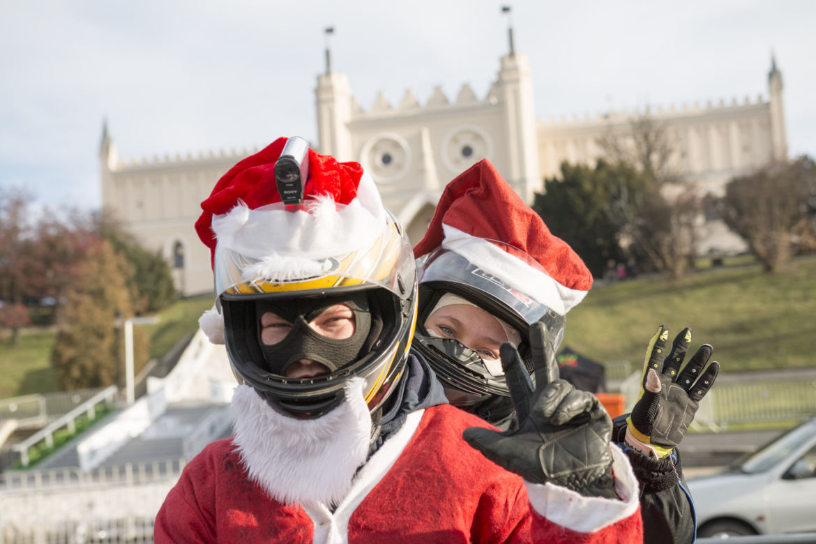 MotoMikołaje 2015 Lublin: Motocykliści z prezentami dla dzieci