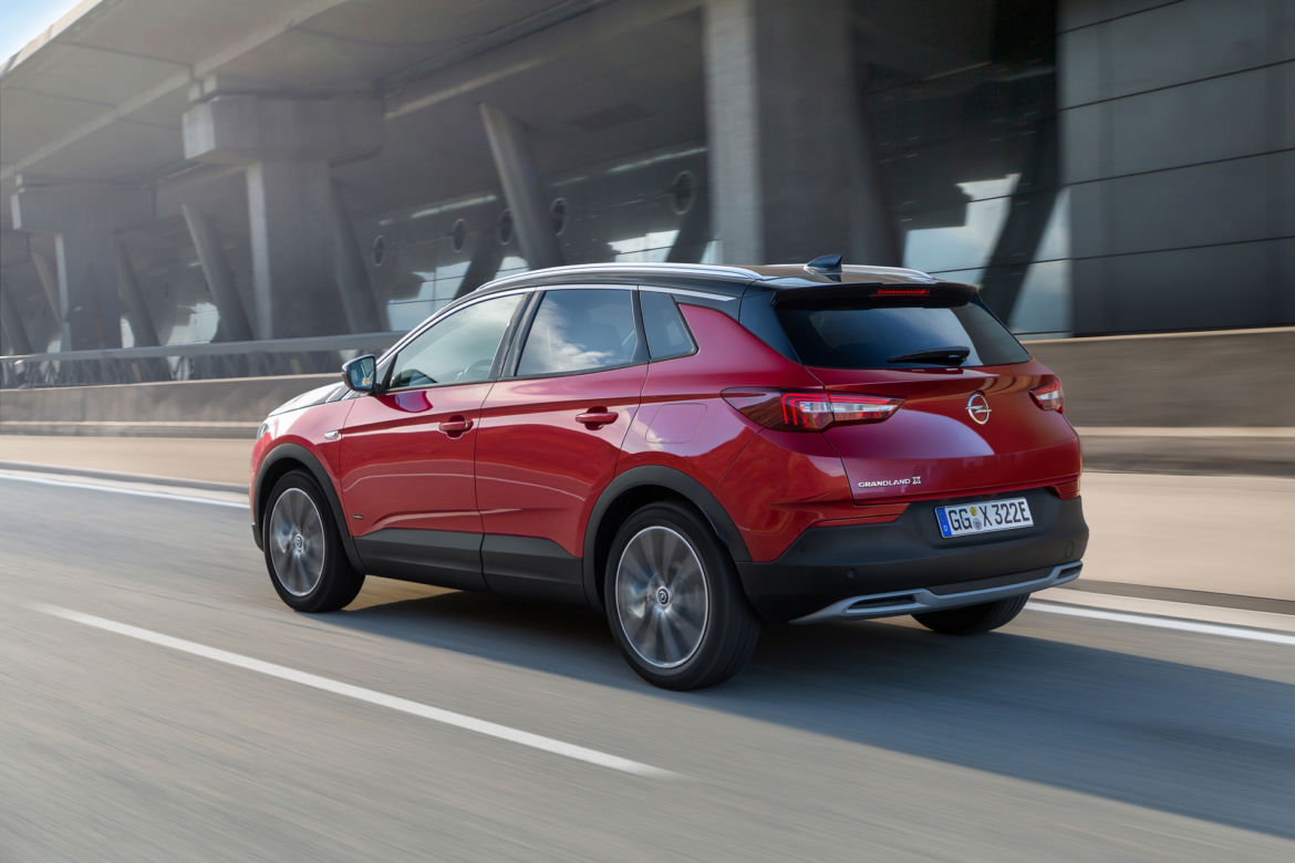 Opel Grandland X Hybrid4 
