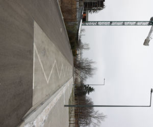 Absurd na Grochowie. Zapomnieli o wiatach, więc nie uruchomili autobusu