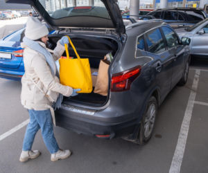 Wystarczy ten jeden ruch przy aucie. Tak unikniesz błędu, który odpowiada za 95 proc. przepuklin kręgosłupa