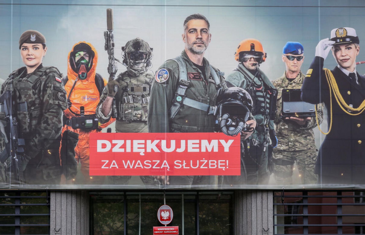 Pogrzeb majora Macieja Krakowiana. Wzruszające sceny i hołd żołnierzy. „Śpij Kolego..."