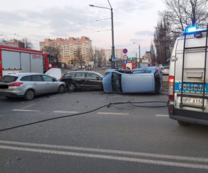 ŁÓDŹ. Wypadek na skrzyżowaniu Tatrzańskiej i Przybyszewskiego. Wyglądało STRASZNIE!