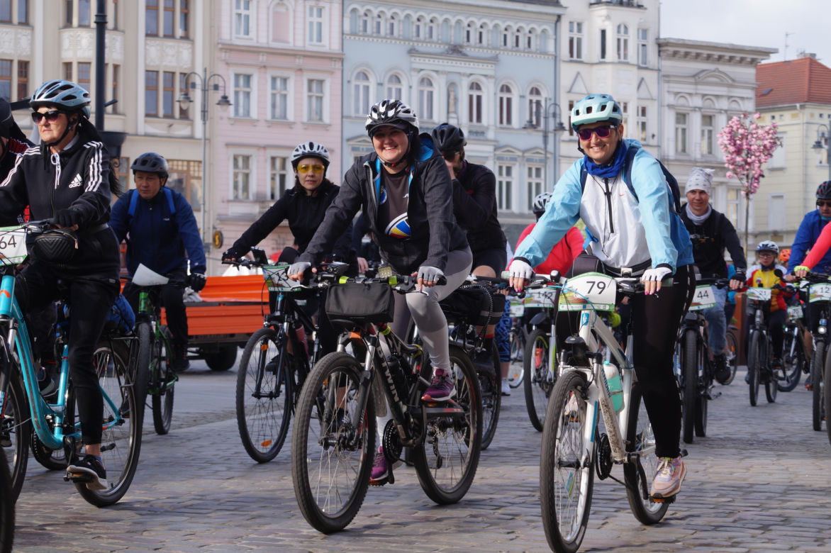 Bydgoszczanie na rowerach rozpoczęli nowy sezon turystyczny! Chętnych nie brakowało [ZDJĘCIA]