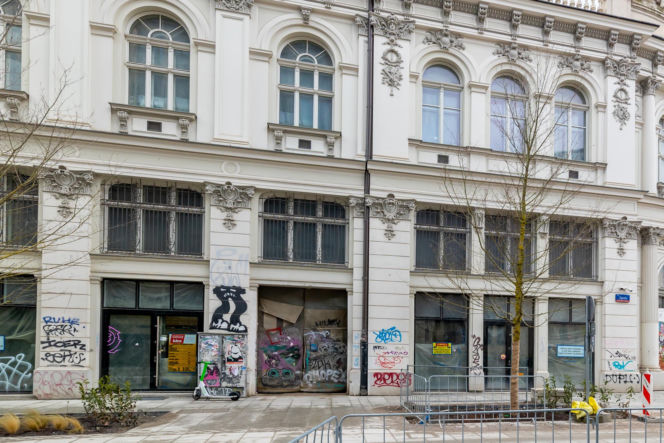 Złota 1 w Warszawie