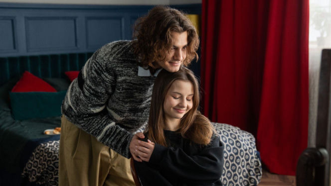 Barwy szczęścia odc. 3391. Ewa (Gabriela Ziembicka), Romeo (Jacek Tyszkiewicz)