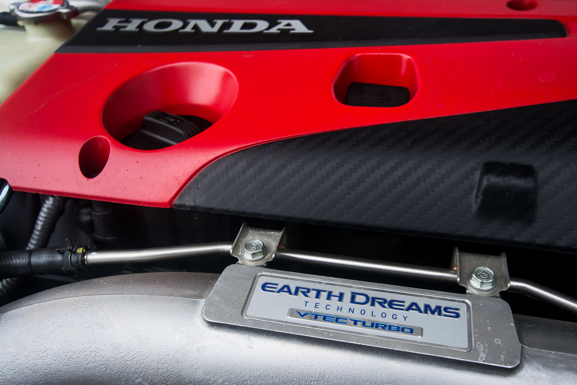 Honda Civic Type R 2.0 i-VTEC Turbo 320 KM