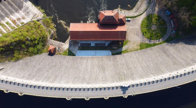 Słynne jezioro na Dolnym Śląsku zniknie! Odsłoni dno po raz pierwszy od 50 lat