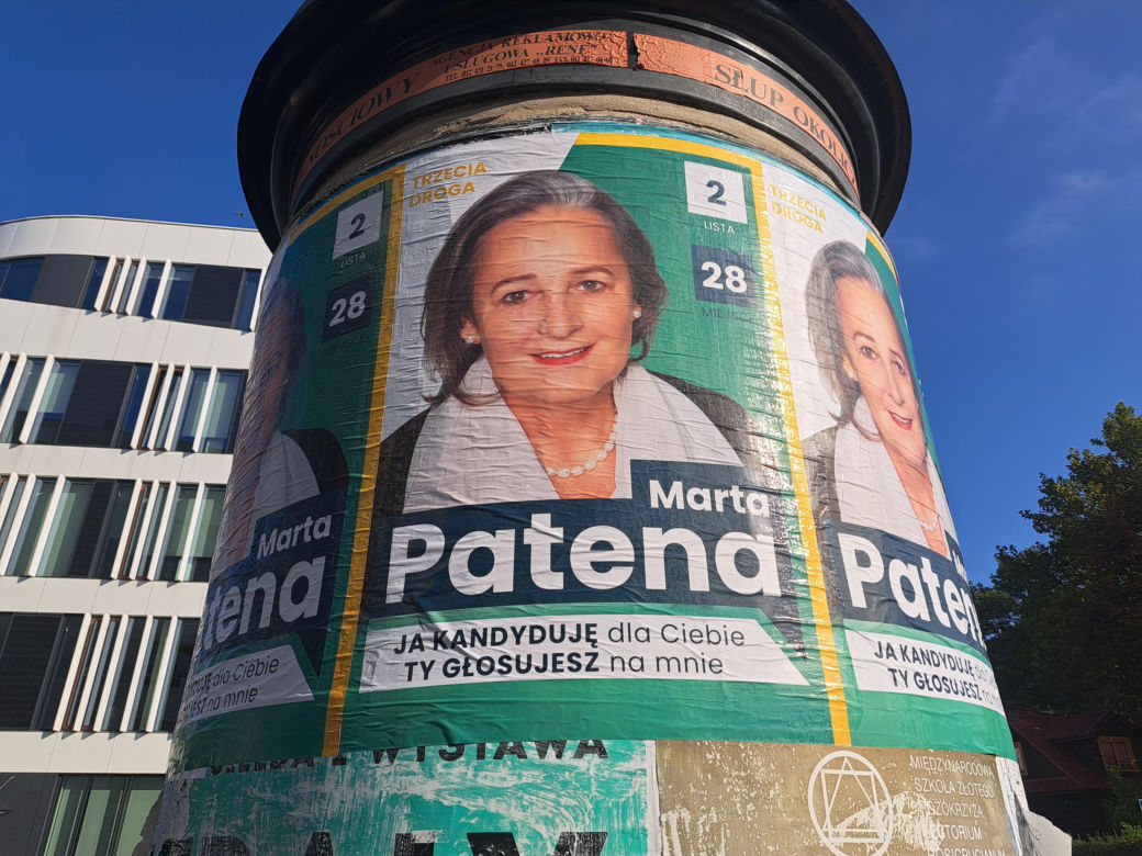 Plakaty wyborcze w Krakowie. Tak politycy promują się w przestrzeni miejskiej
